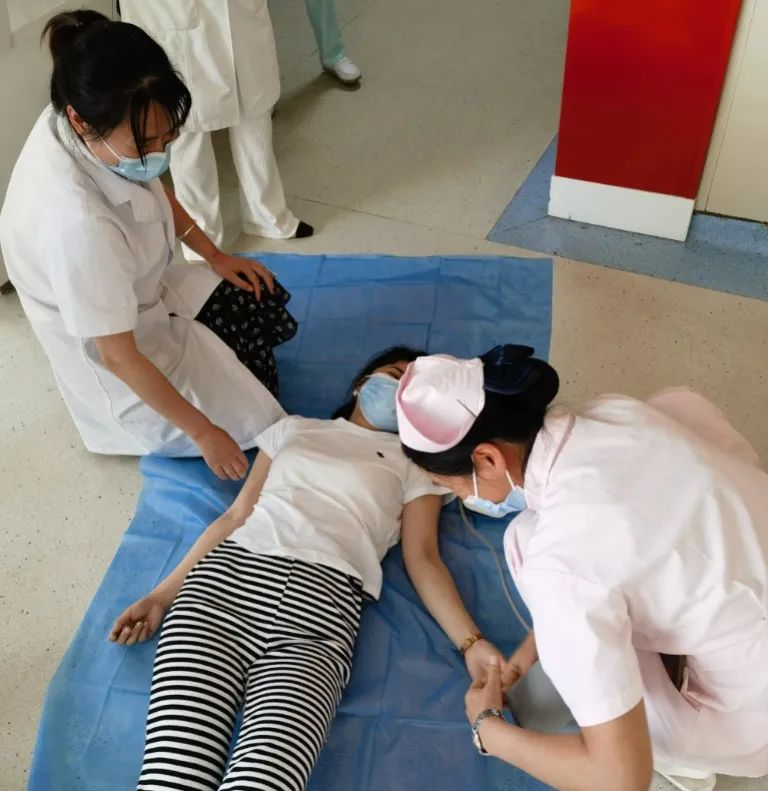 d9228dc3ec12f82f0e50853d5dff9a1