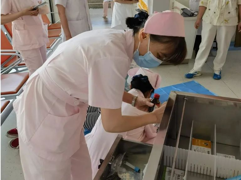 1b8d67fe205d03bec77c4ca4fa00623