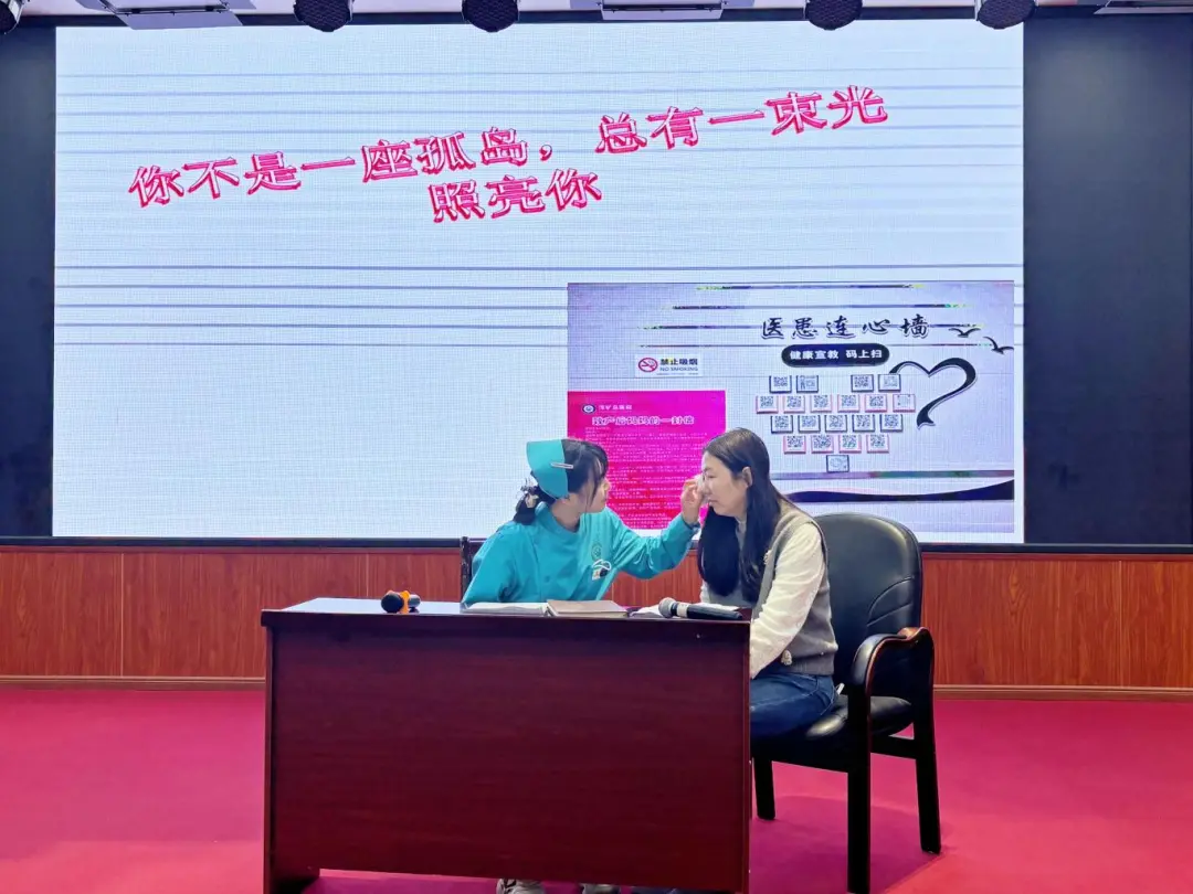 叙事疗心·责任同行│萍矿总医院成功开展优质护理服务活动优秀个案汇报会